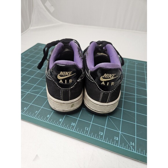 Nike Air Force 1 Low '07 LV8 World Champ Black Purple Size 4Y Youth - Picture 7 of 12